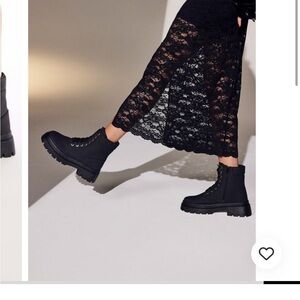 Black combat boots. Size 7. Brand new.